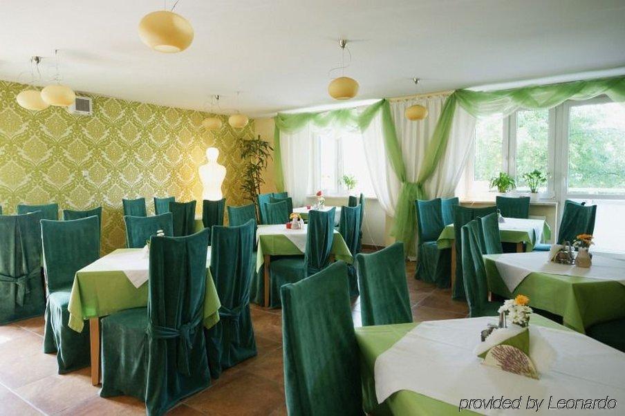 Hotel Wilanow Warszawa By Desilva Restaurant foto